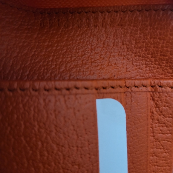 Authentic Gucci G Logo Wallet - Picture 7 of 8